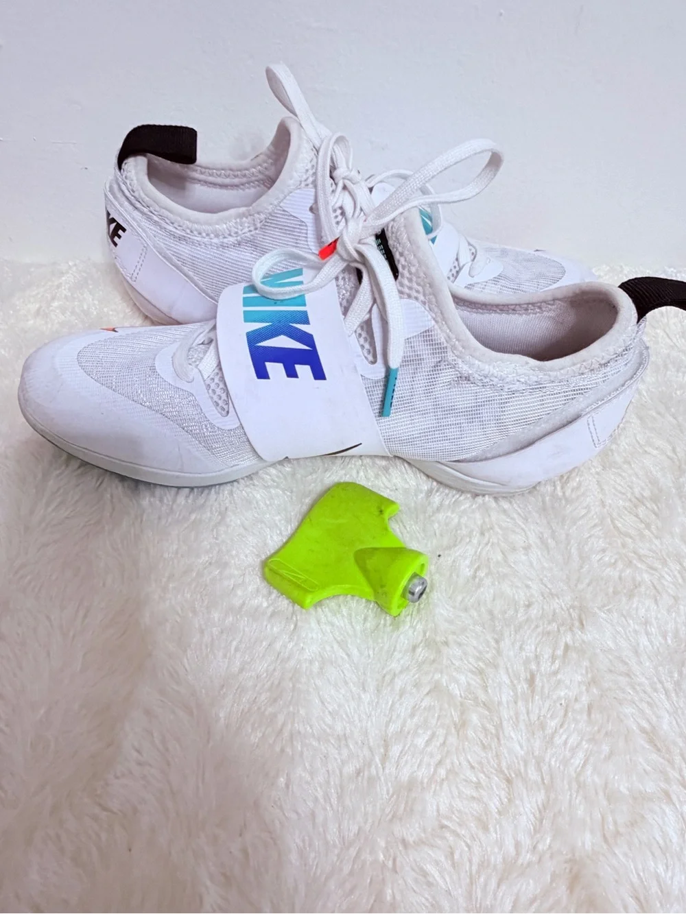 Nike Kids White Track & Field Training Shoes Size 4.5 Youth